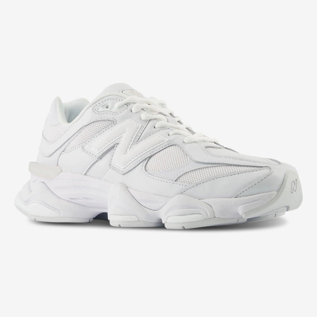 Ne* Balance 9060